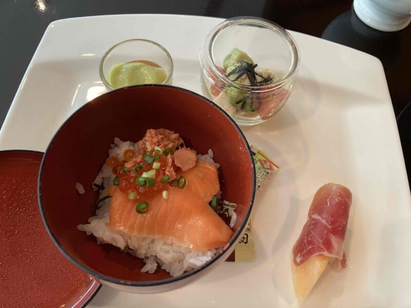 ＡＮＡインターコンチネンタル東京「カスケイドカフェ」の前菜のお皿3