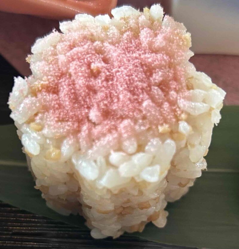東京ディズニーシー「レストラン櫻」の「本日のおすすめ」ハモ山椒ご飯 桜風味