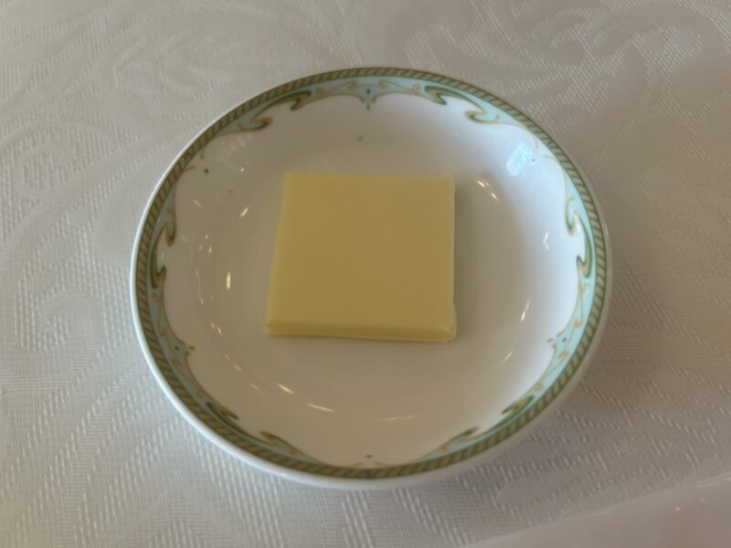 S.S.コロンビア・ダイニングルーム 「ディズニー・クリスマス スペシャルコース」バター