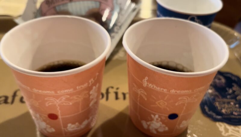 東京ディズニーシー・フード&ワイン・フェスティバル コーヒープログラム フードペアリング：オリジナルコーヒー２種