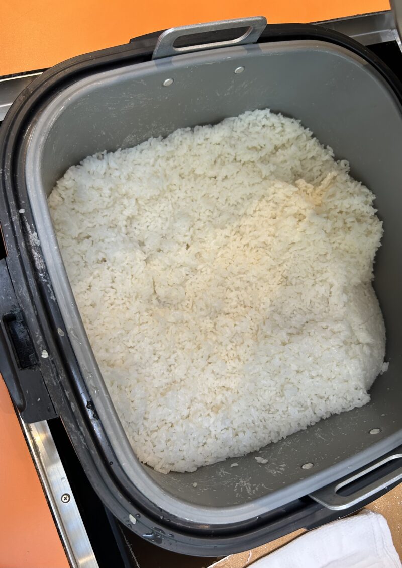 ヒルトン東京ベイ「ラウンジ・オー」「ハロウィーンスイーツビュッフェ マジカルパーティー〜秘密の謎解きスイーツ〜」白米