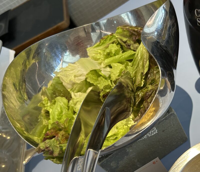 ヒルトン東京ベイ「ラウンジ・オー」「ハロウィーンスイーツビュッフェ マジカルパーティー〜秘密の謎解きスイーツ〜」サニーレタス