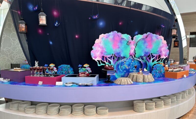 ヒルトン東京ベイ「ラウンジ・オー」「ハロウィーンスイーツビュッフェ マジカルパーティー〜秘密の謎解きスイーツ〜」スイーツ