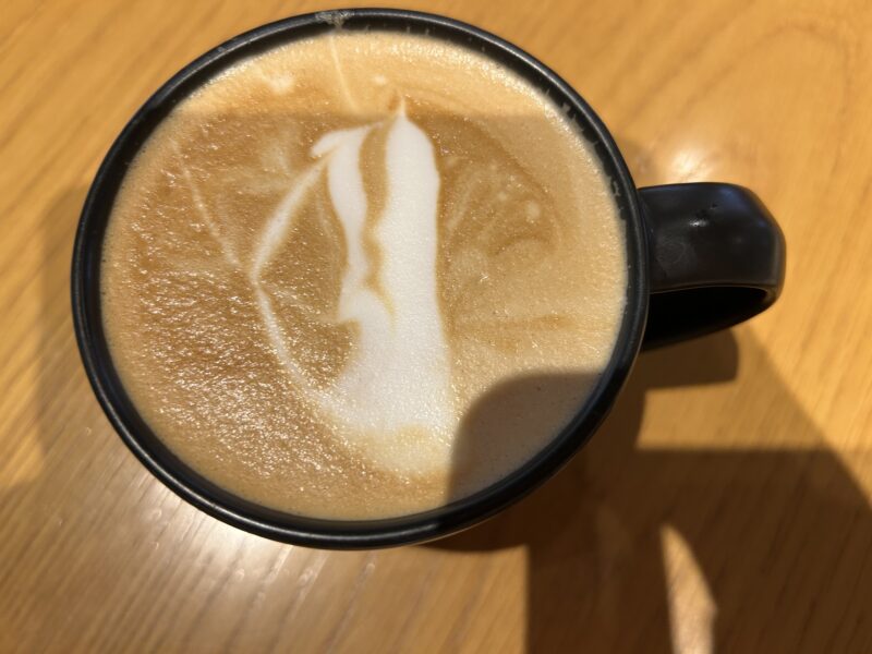 スターバックス リザーブ® ストア銀座マロニエ通り カプチーノ1