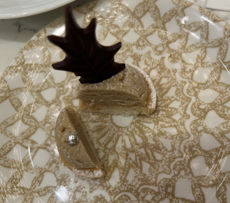 ANAインターコンチネンタルホテル「アトリウムラウンジ & ジュネヴァ ロビーバー」【Xmas2025】フェスティブアフタヌーンティー　モンブラン2