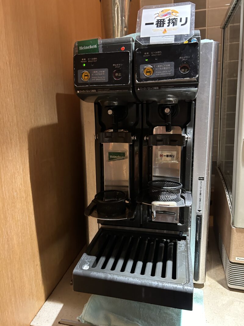 シェラトン・グランデ・トーキョーベイ・ホテルのシェラトンクラブ(クラブラウンジ)「オールデイドリンクサービス」お酒2