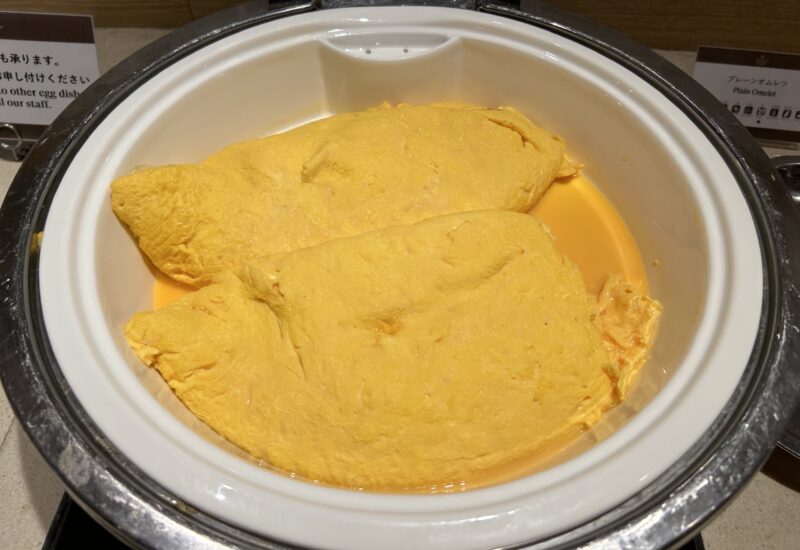 シェラトン・グランデ・トーキョーベイ・ホテルのシェラトンクラブ(クラブラウンジ)「朝食サービス」プレーンオムレツ