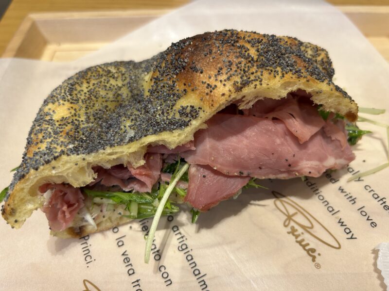 スターバックス リザーブ®ストア 銀座マロニエ通り 直焼きフォカッチーノ パストラミ3