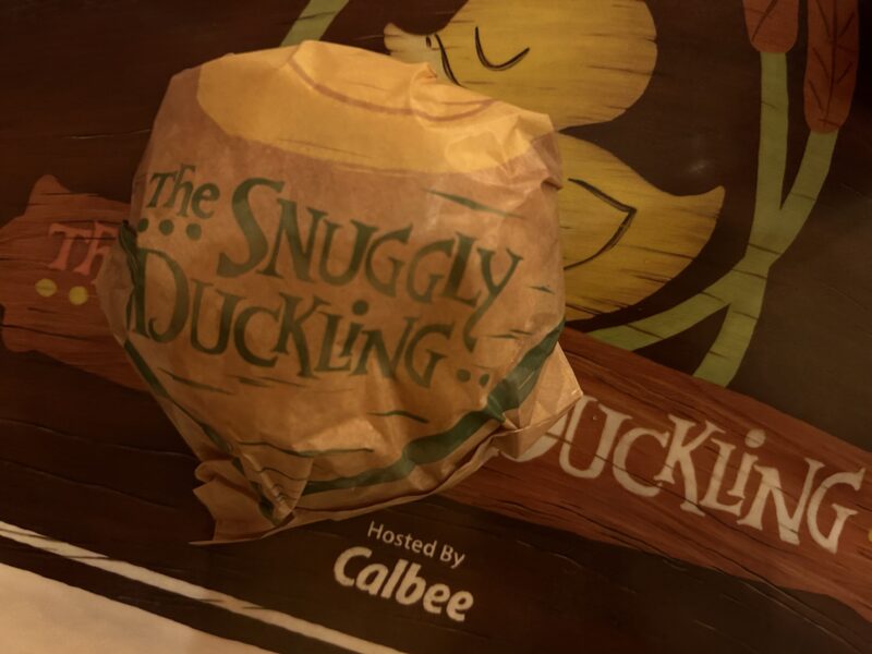 東京ディズニーシー ファンタジースプリングス|スナグリーダックリングのプラントベースバーガー1