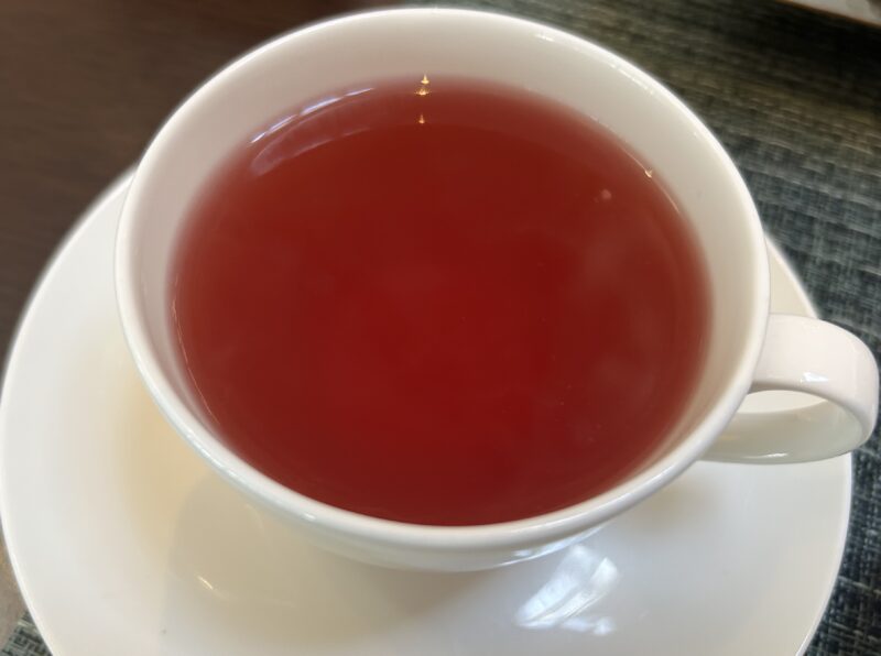 セイボリーが主役のアフタヌーンティー「フォレスト・ブースト」スイートベリー