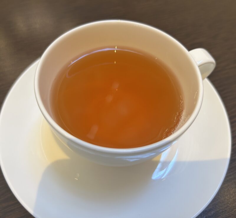 セイボリーが主役のアフタヌーンティー「フォレスト・ブースト」ダージリン