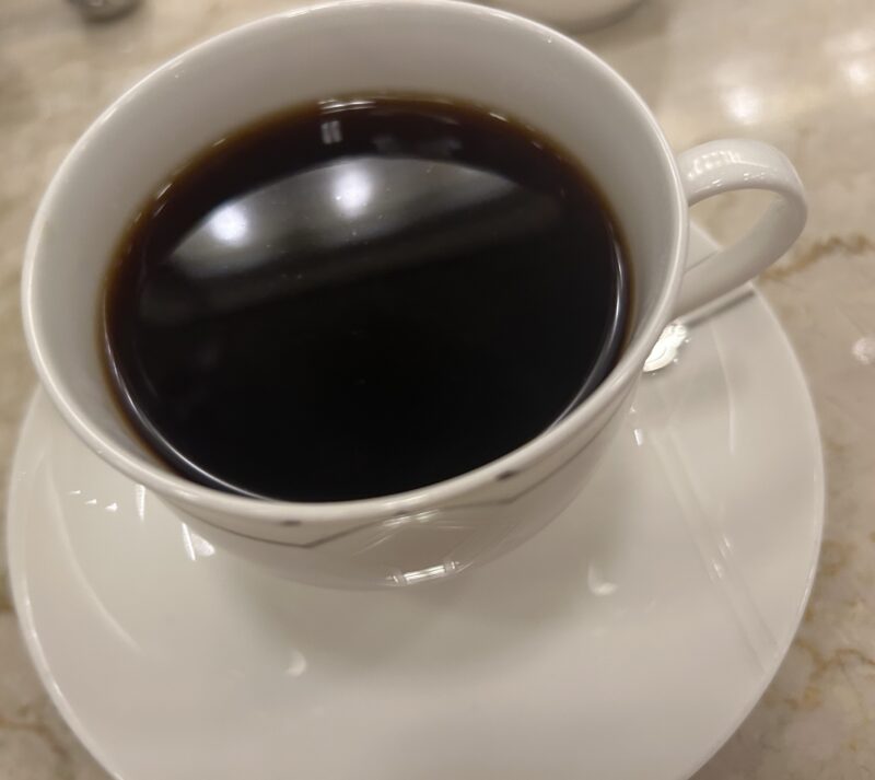 帝国ホテル「ランデブーラウンジ」アフタヌーンティー「ザ・ランデブー」コーヒー