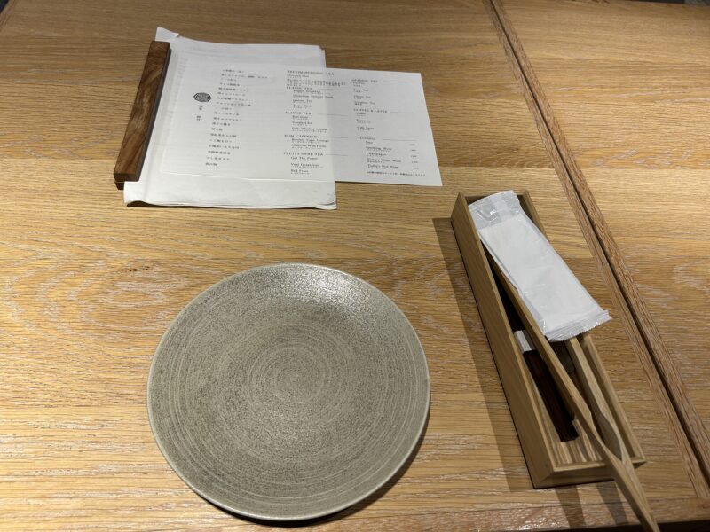 「現代里山料理 ZEN HOUSE」アフタヌーンティー お席