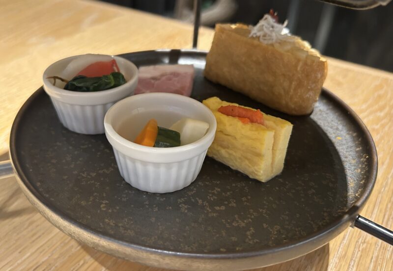 「現代里山料理 ZEN HOUSE」アフタヌーンティー スタンド メニュー 3段目 セイボリー