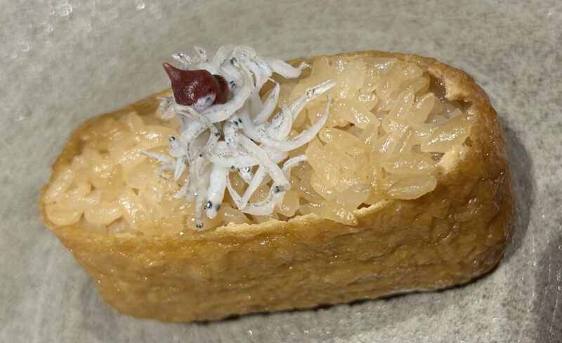 「現代里山料理 ZEN HOUSE」アフタヌーンティー スタンド メニュー 3段目 セイボリー 京風絹いなり寿司