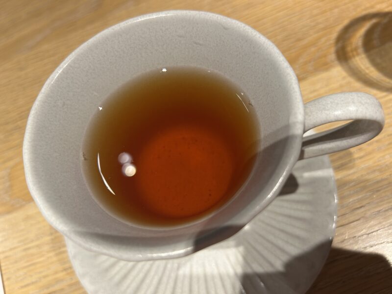 「現代里山料理 ZEN HOUSE」アフタヌーンティー ダージリンサマーゴールド