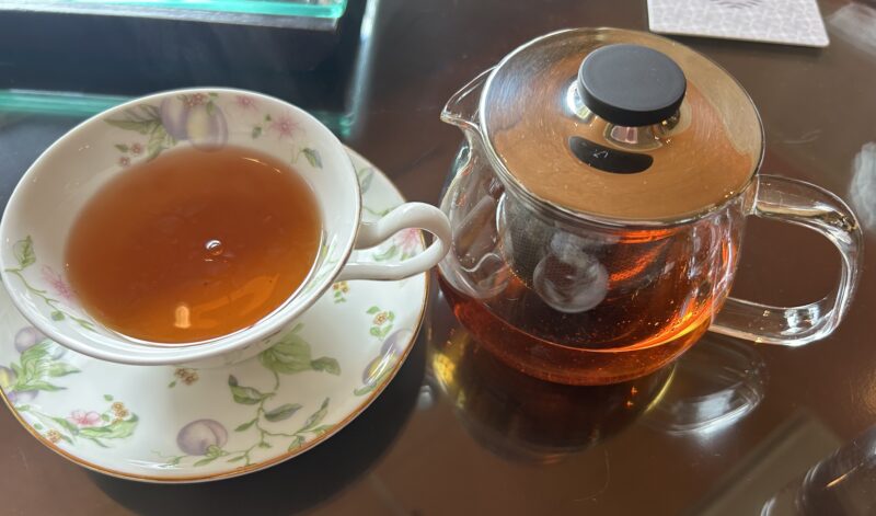 シェラトン都ホテル東京「ロビーラウンジ　バンブー」桜のアフタヌーンティー マスカットワインティー