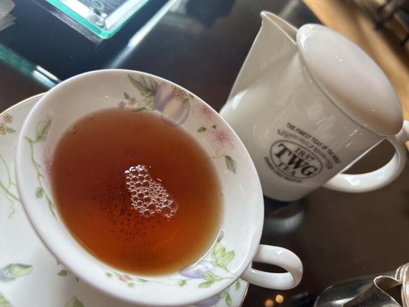 シェラトン都ホテル東京「ロビーラウンジ　バンブー」桜のアフタヌーンティー 1837ブラックティー