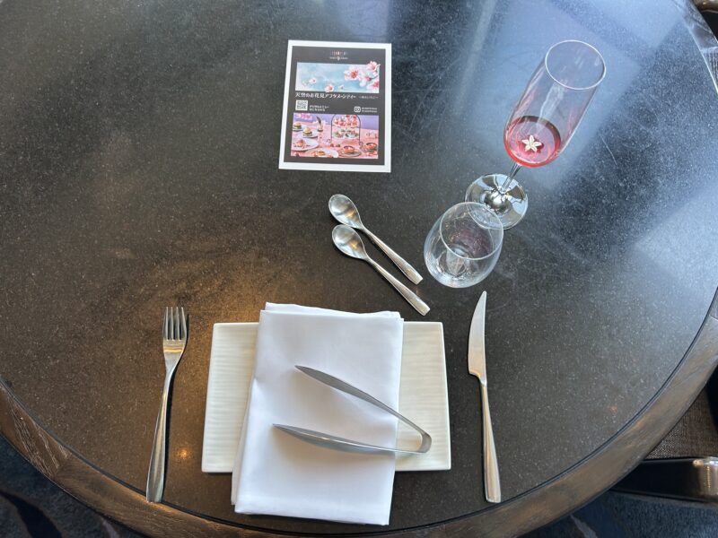 DINING & BAR TABLE 9 TOKYO／品川プリンスホテル「天空のお花見アフタヌーンティー～桜＆いちご～+カフェフリー(時間無制限)」お席