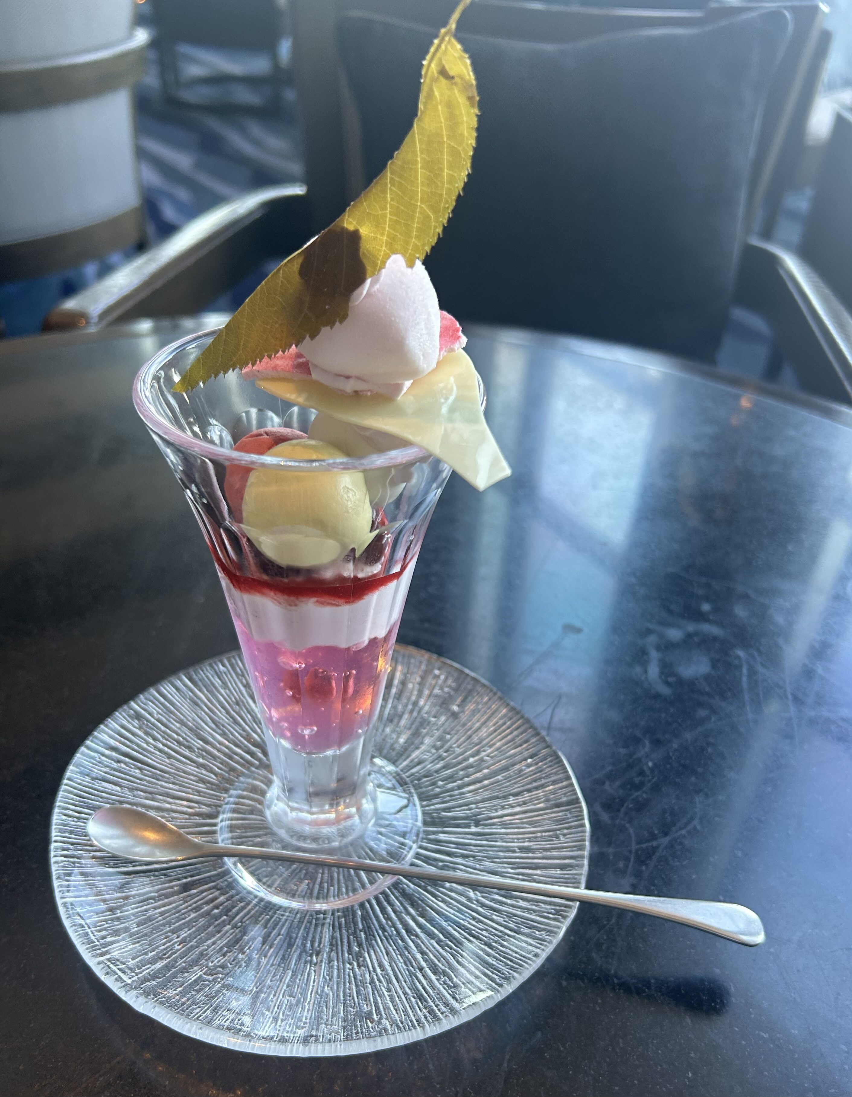 DINING & BAR TABLE 9 TOKYO／品川プリンスホテル「天空のお花見アフタヌーンティー～桜＆いちご～+カフェフリー(時間無制限)」