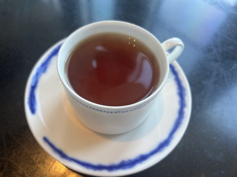 DINING & BAR TABLE 9 TOKYO／品川プリンスホテル「天空のお花見アフタヌーンティー～桜＆いちご～+カフェフリー(時間無制限)」ジンジャーアッサム