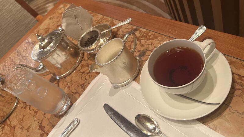 ザ・ペニンシュラ東京「ザ・ロビー（コンチネンタルダイニング）」【桜アフタヌーンティー】春×桜を感じるスイーツ&セイボリー ザ・ペニンシュラ東京ブレックファストティー