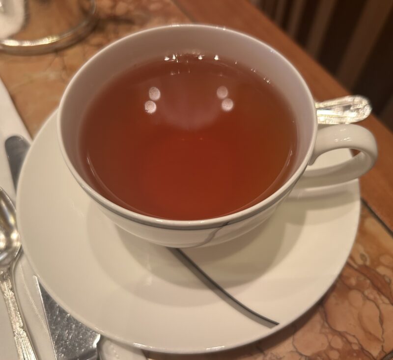 ザ・ペニンシュラ東京「ザ・ロビー（コンチネンタルダイニング）」【桜アフタヌーンティー】春×桜を感じるスイーツ&セイボリー ザ・ペニンシュラ東京アフタヌーンティー