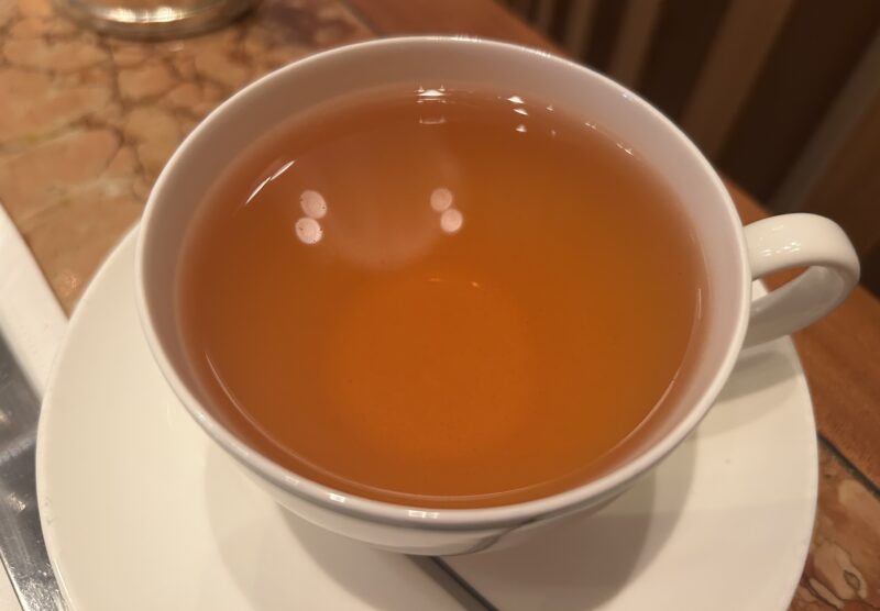 ザ・ペニンシュラ東京「ザ・ロビー（コンチネンタルダイニング）」【桜アフタヌーンティー】春×桜を感じるスイーツ&セイボリー フレンチレモンジンジャー *